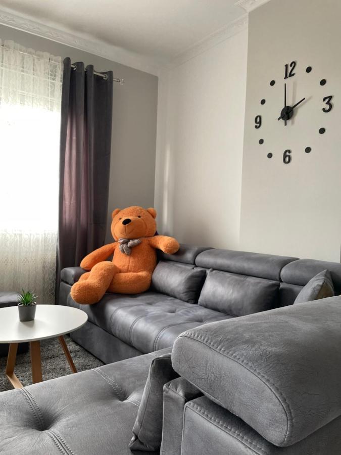 The Sunset Apartment Vlorë Εξωτερικό φωτογραφία